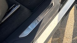 2023 (23) JAGUAR F-PACE 2.0 D200 R-Dynamic Black 5dr Auto AWD 5129546