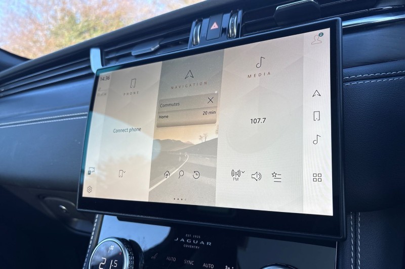 2023 (23) JAGUAR F-PACE 2.0 D200 R-Dynamic Black 5dr Auto AWD 5129535