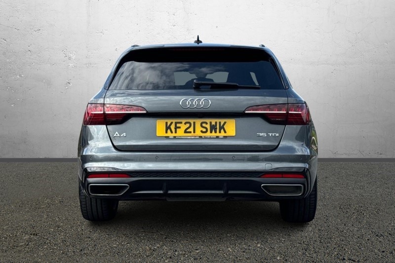 2021 (21) AUDI A4 35 TDI Black Edition 5dr S Tronic 3455479
