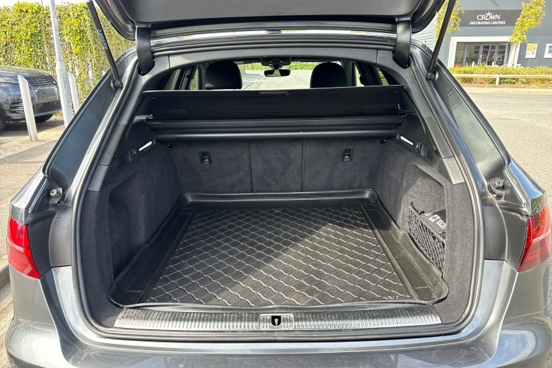 2021 (21) AUDI A4 35 TDI Black Edition 5dr S Tronic 3455506