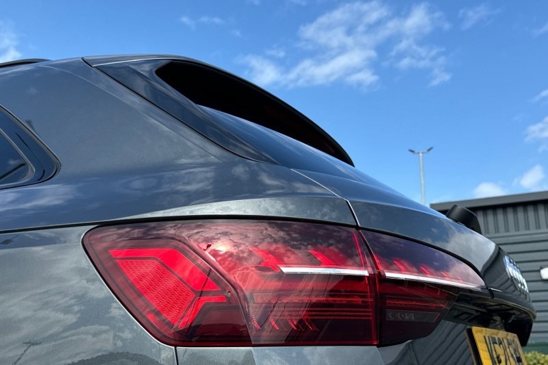 2021 (21) AUDI A4 35 TDI Black Edition 5dr S Tronic 3455511