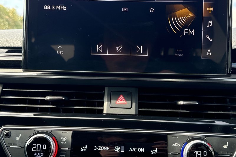 2021 (21) AUDI A4 35 TDI Black Edition 5dr S Tronic 3455500