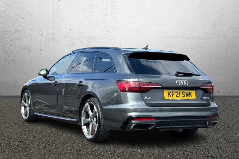 2021 (21) AUDI A4 35 TDI Black Edition 5dr S Tronic 3455475