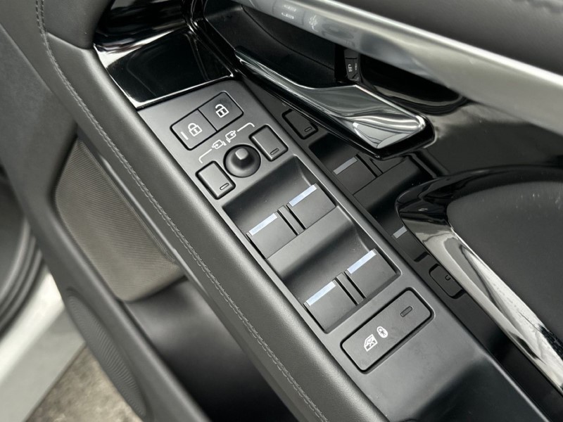 2023 (23) LAND ROVER RANGE ROVER EVOQUE 1.5 P300e R-Dynamic HSE 5dr Auto 3462564