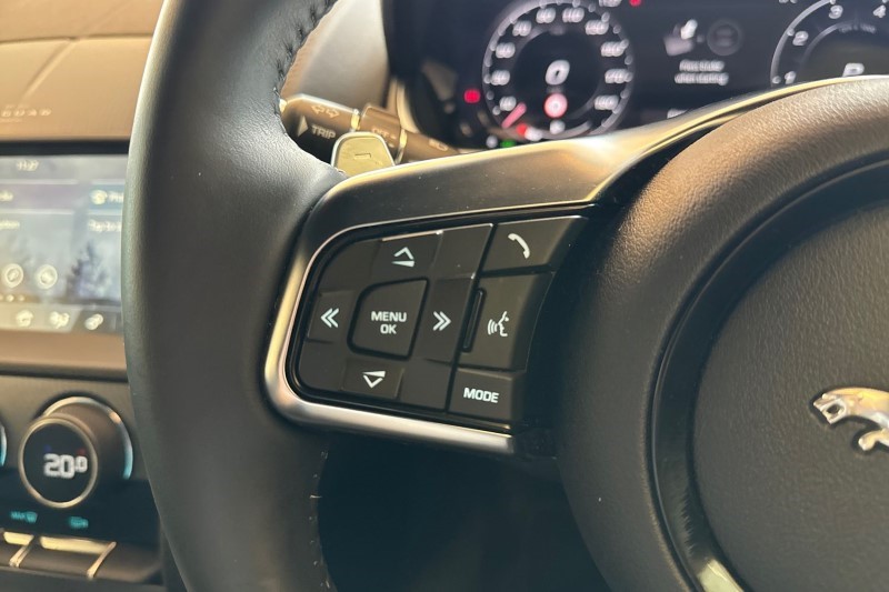 2021 (21) JAGUAR F-TYPE 2.0 P300 R-Dynamic 2dr Auto 3649026