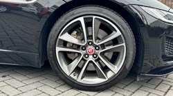 2021 (21) JAGUAR F-TYPE 2.0 P300 R-Dynamic 2dr Auto 3649017