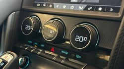 2021 (21) JAGUAR F-TYPE 2.0 P300 R-Dynamic 2dr Auto 3649033
