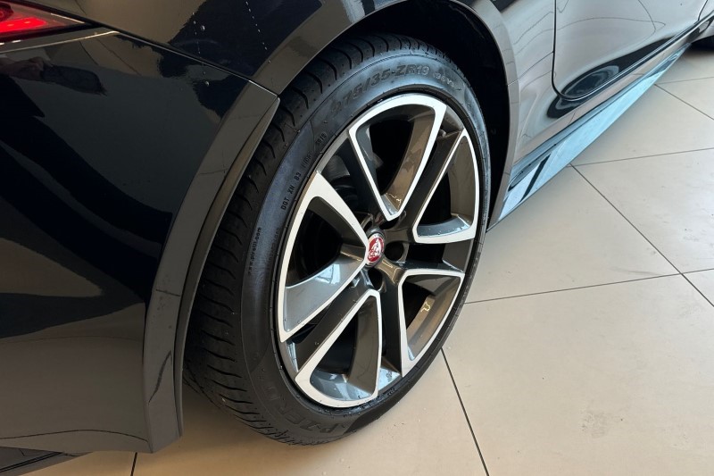 2021 (21) JAGUAR F-TYPE 2.0 P300 R-Dynamic 2dr Auto 3649041