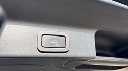 2022 (22) JAGUAR F-PACE 2.0 D200 R-Dynamic HSE 5dr Auto AWD 5159078