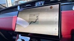 2022 (22) JAGUAR F-PACE 2.0 D200 R-Dynamic HSE 5dr Auto AWD 5159069