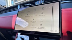 2022 (22) JAGUAR F-PACE 2.0 D200 R-Dynamic HSE 5dr Auto AWD 5159068