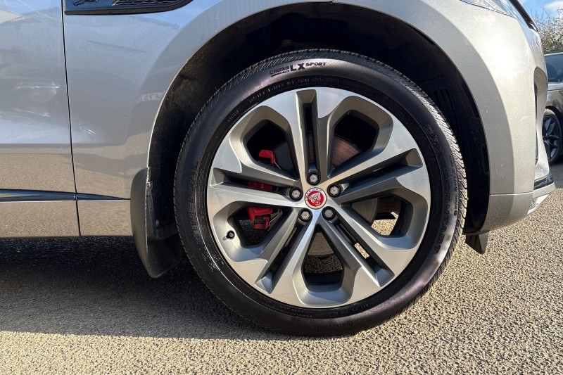 2022 (22) JAGUAR F-PACE 2.0 D200 R-Dynamic HSE 5dr Auto AWD 5159043