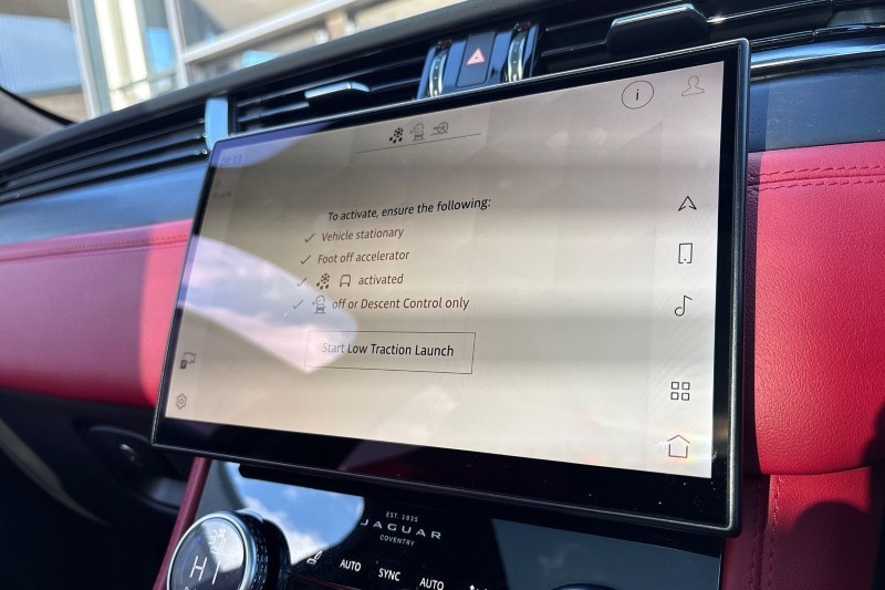 2022 (22) JAGUAR F-PACE 2.0 D200 R-Dynamic HSE 5dr Auto AWD 5159074