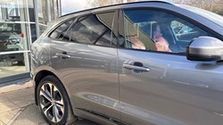 2022 (22) JAGUAR F-PACE 2.0 D200 R-Dynamic HSE 5dr Auto AWD 5159089