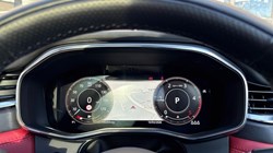 2022 (22) JAGUAR F-PACE 2.0 D200 R-Dynamic HSE 5dr Auto AWD 5159051