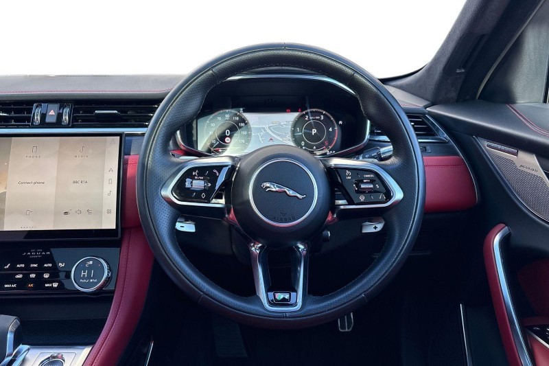 2022 (22) JAGUAR F-PACE 2.0 D200 R-Dynamic HSE 5dr Auto AWD 5159050