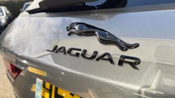 2022 (22) JAGUAR F-PACE 2.0 D200 R-Dynamic HSE 5dr Auto AWD 5159083