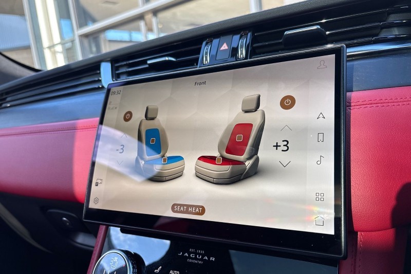 2022 (22) JAGUAR F-PACE 2.0 D200 R-Dynamic HSE 5dr Auto AWD 5159071