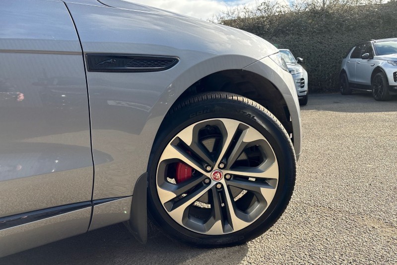 2022 (22) JAGUAR F-PACE 2.0 D200 R-Dynamic HSE 5dr Auto AWD 5159087