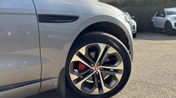 2022 (22) JAGUAR F-PACE 2.0 D200 R-Dynamic HSE 5dr Auto AWD 5159087