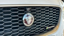 2021 (71) JAGUAR XE 2.0 D200 R-Dynamic S 4dr Auto 3502778