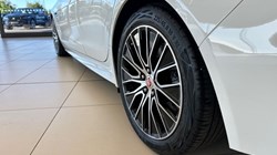 2021 (71) JAGUAR XE 2.0 D200 R-Dynamic S 4dr Auto 3502776