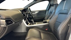 2021 (71) JAGUAR XE 2.0 D200 R-Dynamic S 4dr Auto 3502744