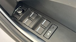 2021 (71) JAGUAR XE 2.0 D200 R-Dynamic S 4dr Auto 3502753