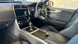 2021 (71) JAGUAR XE 2.0 D200 R-Dynamic S 4dr Auto 3502773
