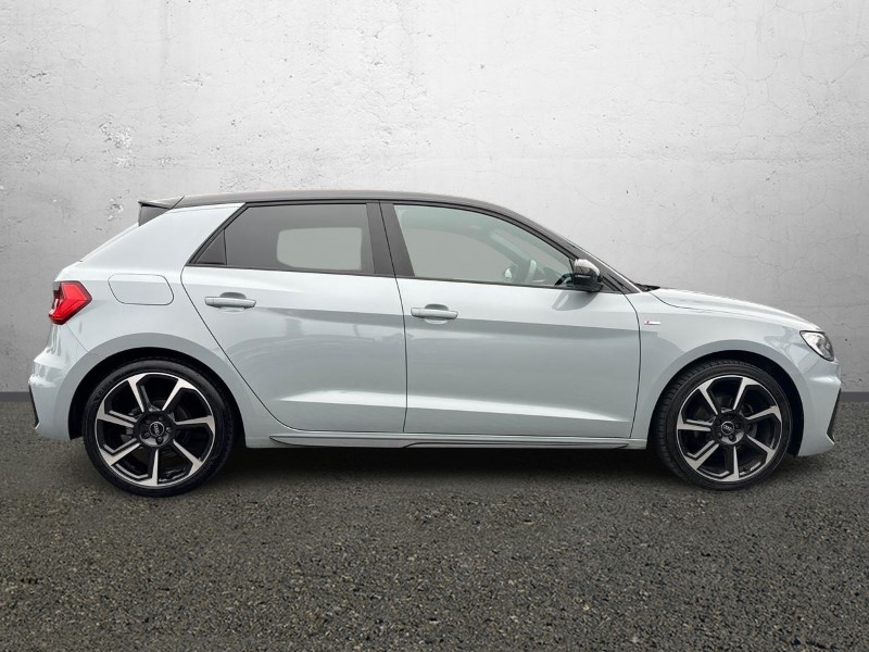 2022 (22) AUDI A1 30 TFSI 110 Black Edition 5dr S Tronic 3481806