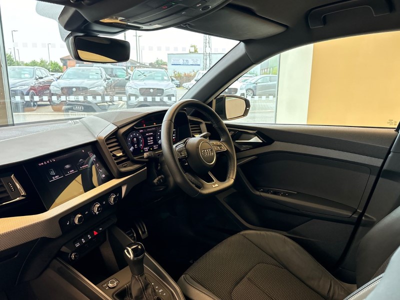 2022 (22) AUDI A1 30 TFSI 110 Black Edition 5dr S Tronic 3481831