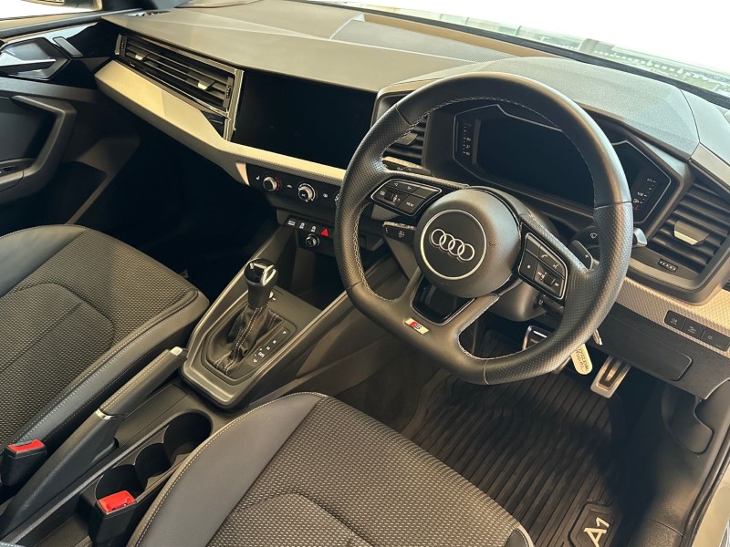 2022 (22) AUDI A1 30 TFSI 110 Black Edition 5dr S Tronic 3481810