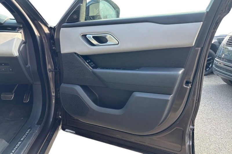 2025 (25) LAND ROVER RANGE ROVER VELAR 2.0 P400e Autobiography 5dr Auto [Revised] 5154969