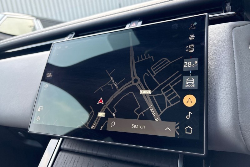 2025 (25) LAND ROVER RANGE ROVER VELAR 2.0 P400e Autobiography 5dr Auto [Revised] 5154957