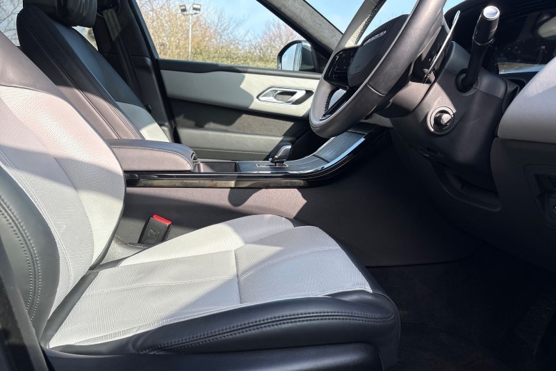 2025 (25) LAND ROVER RANGE ROVER VELAR 2.0 P400e Autobiography 5dr Auto [Revised] 5154972