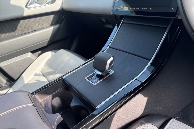 2025 (25) LAND ROVER RANGE ROVER VELAR 2.0 P400e Autobiography 5dr Auto [Revised] 5154959