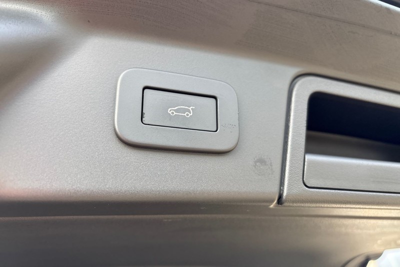 2025 (25) LAND ROVER RANGE ROVER VELAR 2.0 P400e Autobiography 5dr Auto [Revised] 5154990