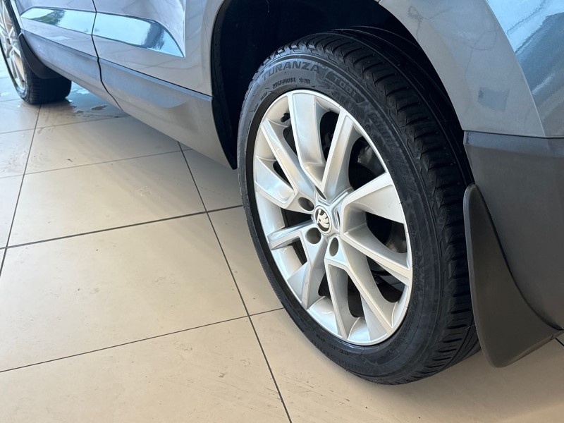 2021 (21) SKODA KAROQ 1.5 TSI SE L 5dr DSG 3523839