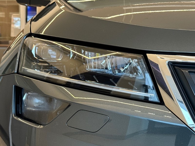 2021 (21) SKODA KAROQ 1.5 TSI SE L 5dr DSG 3523840