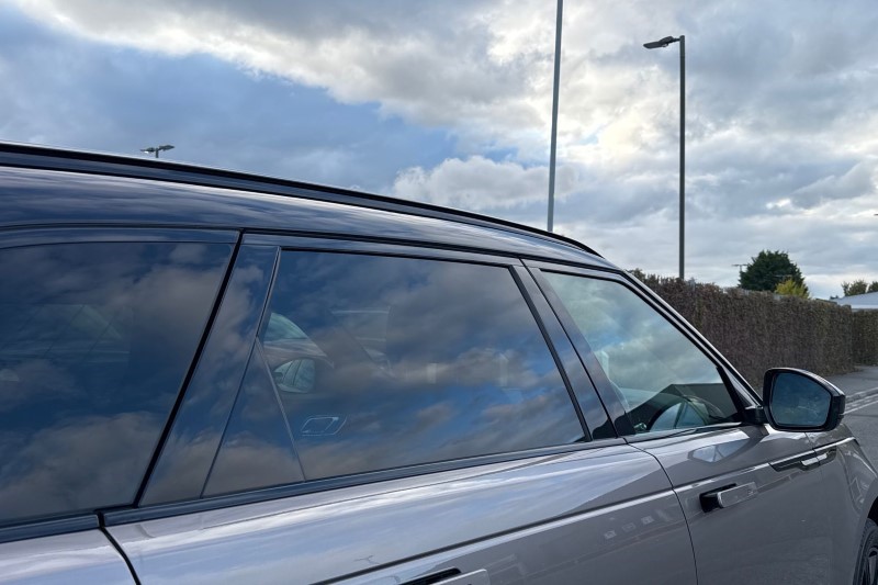 2022 (22) LAND ROVER RANGE ROVER VELAR 2.0 D200 R-Dynamic SE 5dr Auto 3530857