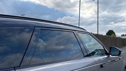 2022 (22) LAND ROVER RANGE ROVER VELAR 2.0 D200 R-Dynamic SE 5dr Auto 3530857