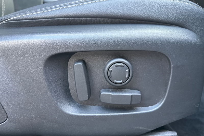 2022 (22) LAND ROVER RANGE ROVER VELAR 2.0 D200 R-Dynamic SE 5dr Auto 3530835