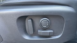 2022 (22) LAND ROVER RANGE ROVER VELAR 2.0 D200 R-Dynamic SE 5dr Auto 3530835