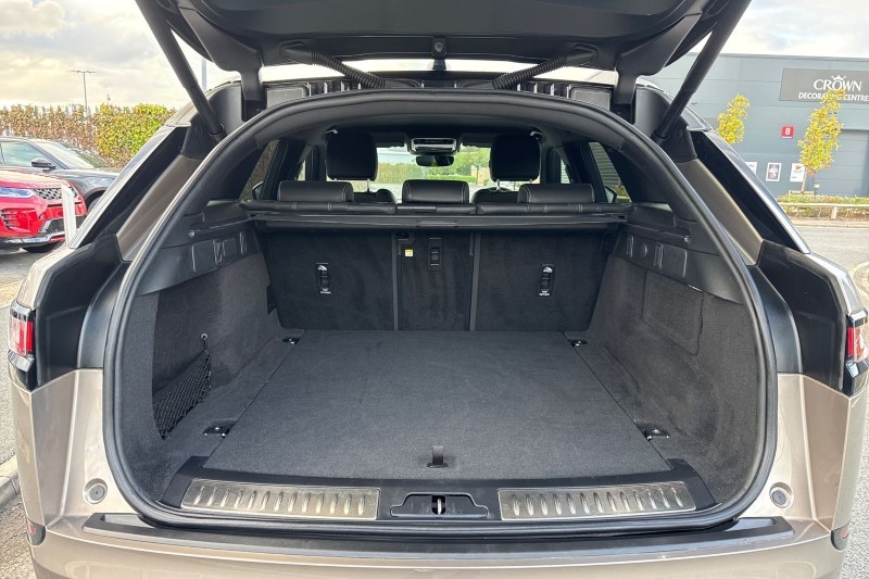 2022 (22) LAND ROVER RANGE ROVER VELAR 2.0 D200 R-Dynamic SE 5dr Auto 3530855