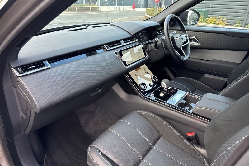 2022 (22) LAND ROVER RANGE ROVER VELAR 2.0 D200 R-Dynamic SE 5dr Auto 3530854