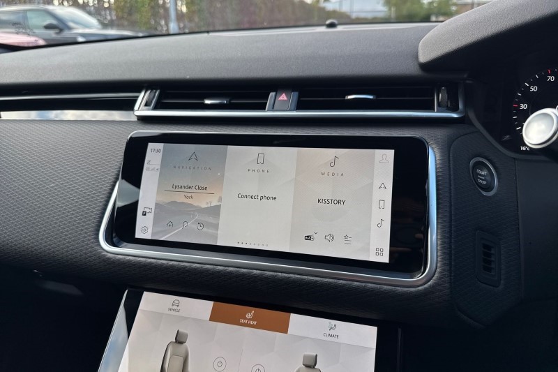 2022 (22) LAND ROVER RANGE ROVER VELAR 2.0 D200 R-Dynamic SE 5dr Auto 3530842