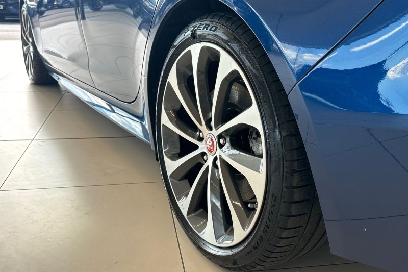 2023 (73) JAGUAR XE 2.0 D200 R-Dynamic HSE 4dr Auto 3501390