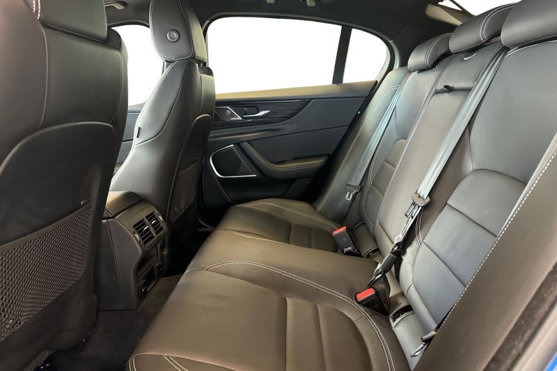 2023 (73) JAGUAR XE 2.0 D200 R-Dynamic HSE 4dr Auto 3501362