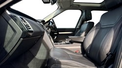 2020 (69) LAND ROVER DISCOVERY 3.0 SD6 Landmark Edition 5dr Auto 3505304