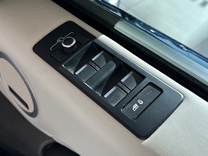 2019 (69) LAND ROVER DISCOVERY 3.0 SD6 HSE Luxury 5dr Auto 3513414